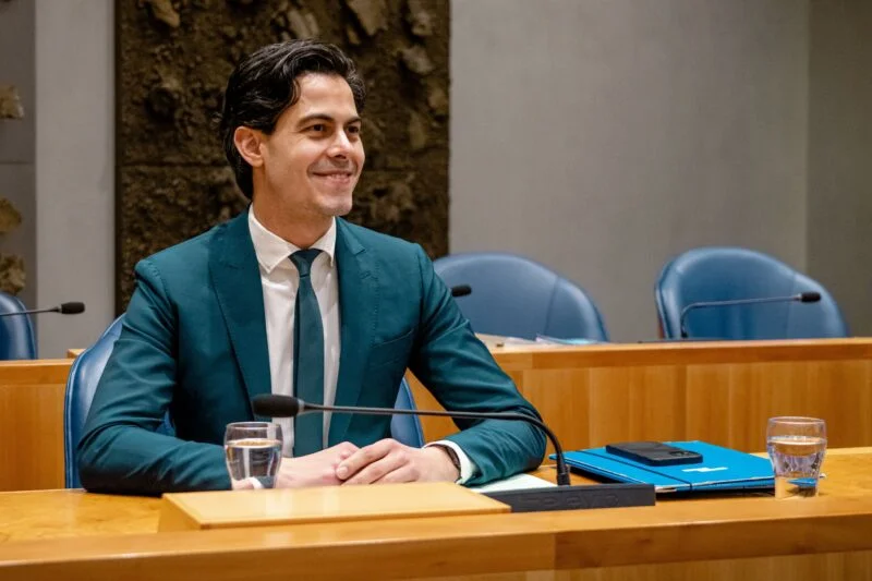 shutterstockJetten-800×533